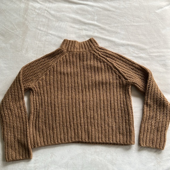 Vince. | Marled Mock Neck Pullover in Ambrite Size Medium - Picture 8 of 9